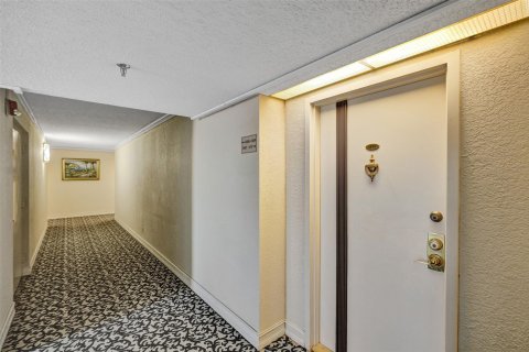 Copropriété à vendre à Pompano Beach, Floride: 2 chambres, 141.21 m2 № 1178392 - photo 28