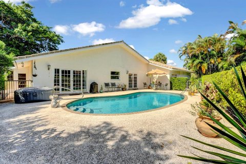 Villa ou maison à vendre à Delray Beach, Floride: 3 chambres, 252.32 m2 № 703547 - photo 5