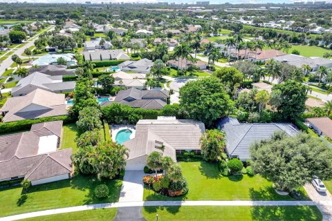 Villa ou maison à vendre à Delray Beach, Floride: 3 chambres, 252.32 m2 № 703547 - photo 1