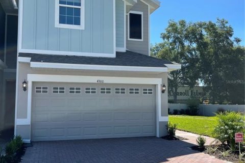 Townhouse in Wesley Chapel, Florida 3 bedrooms, 157.66 sq.m. № 1390961 - photo 2