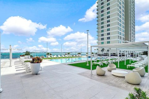 Condominio en venta en Miami, Florida, 2 dormitorios, 98.94 m2 № 1417230 - foto 18