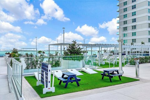 Condominio en venta en Miami, Florida, 2 dormitorios, 98.94 m2 № 1417230 - foto 12