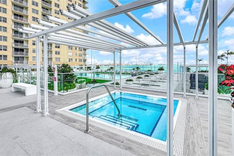 Condominio en venta en Miami, Florida, 2 dormitorios, 98.94 m2 № 1417230 - foto 29