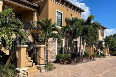 Copropriété à louer à Bradenton, Floride: 2 chambres, 141.95 m2 № 311121 - photo 1