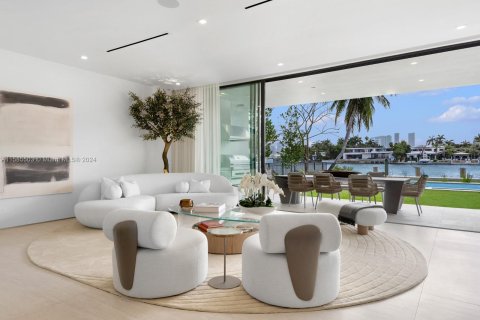 Villa ou maison à vendre à Miami Beach, Floride: 5 chambres, 537.63 m2 № 1171711 - photo 9