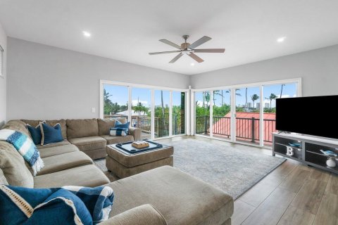 Villa ou maison à vendre à Riviera Beach, Floride: 4 chambres, 278.34 m2 № 890308 - photo 29