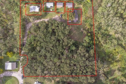 Commercial property in DeLand, Florida 267.19 sq.m. № 790386 - photo 3