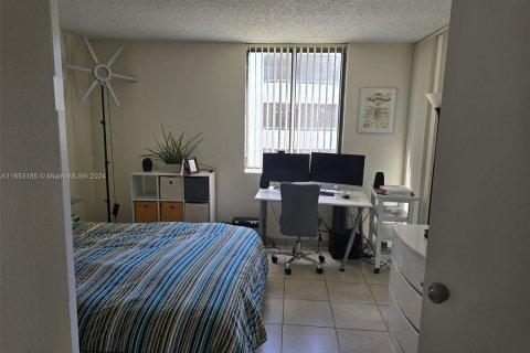 Condominio en venta en Miami, Florida, 2 dormitorios, 106.19 m2 № 1351624 - foto 19