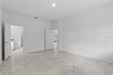 Casa en venta en Orlando, Florida, 4 dormitorios, 161.19 m2 № 1308779 - foto 19