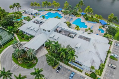 Villa ou maison à vendre à West Palm Beach, Floride: 2 chambres, 167.5 m2 № 1079174 - photo 4