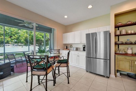 Villa ou maison à vendre à West Palm Beach, Floride: 2 chambres, 167.5 m2 № 1079174 - photo 25