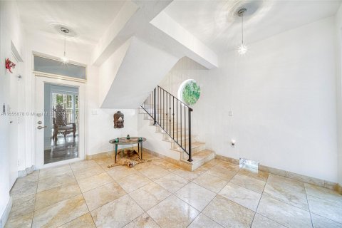 Villa ou maison à vendre à Palmetto Bay, Floride: 4 chambres, 294.22 m2 № 1077623 - photo 18