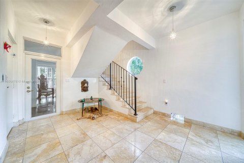 Casa en venta en Palmetto Bay, Florida, 4 dormitorios, 294.22 m2 № 1077623 - foto 28