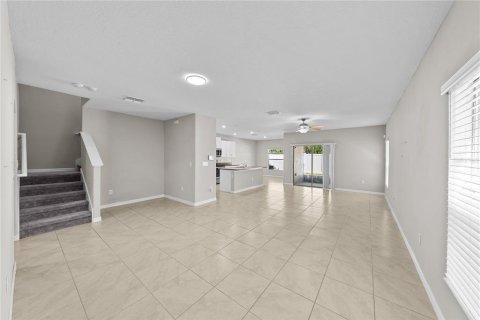 Casa en venta en Tampa, Florida, 4 dormitorios, 192.59 m2 № 1089181 - foto 4
