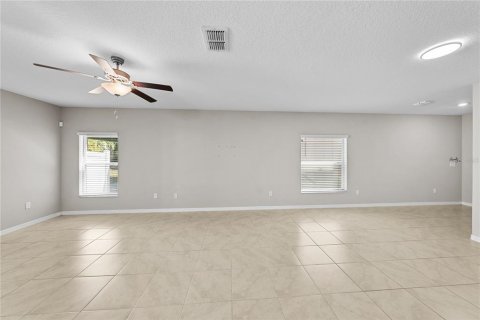 Casa en venta en Tampa, Florida, 4 dormitorios, 192.59 m2 № 1089181 - foto 5
