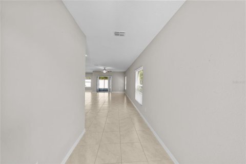 Casa en venta en Tampa, Florida, 4 dormitorios, 192.59 m2 № 1089181 - foto 6