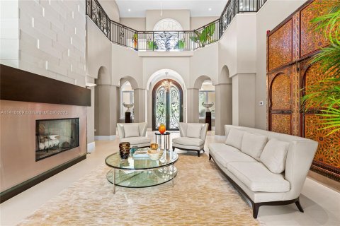 Villa ou maison à vendre à Miami, Floride: 6 chambres, 769.42 m2 № 576887 - photo 5