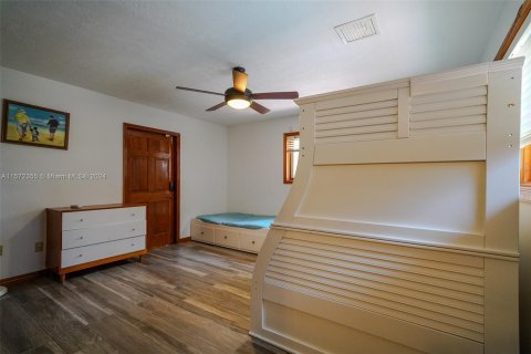 Casa en venta en Palmetto Bay, Florida, 5 dormitorios, 283.07 m2 № 1132256 - foto 18