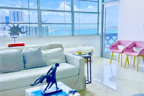 Condominio en venta en Miami Beach, Florida, 1 dormitorio, 83.33 m2 № 1206257 - foto 4