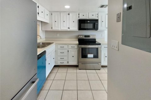 Condominio en venta en Orlando, Florida, 2 dormitorios, 106 m2 № 1205670 - foto 11