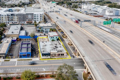 Immobilier commercial à louer à Jacksonville, Floride: 485.88 m2 № 768388 - photo 5