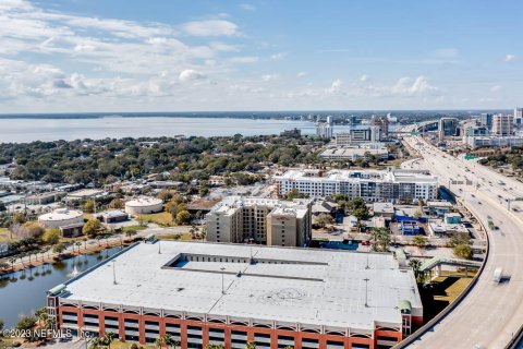 Immobilier commercial à louer à Jacksonville, Floride: 485.88 m2 № 768388 - photo 19