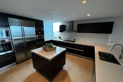 Condominio en venta en Sunny Isles Beach, Florida, 4 dormitorios, 222.41 m2 № 1011284 - foto 6