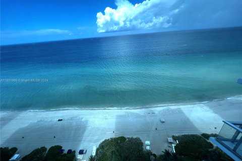 Condo in Sunny Isles Beach, Florida, 4 bedrooms  № 1011284 - photo 7