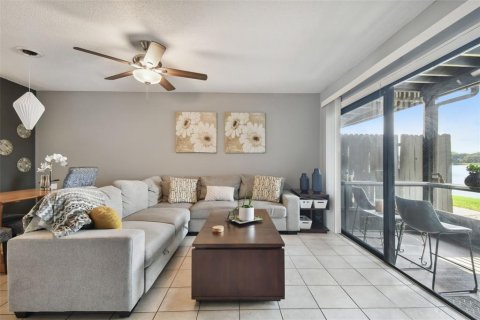 Adosado en venta en Tampa, Florida, 2 dormitorios, 105.54 m2 № 1382360 - foto 25