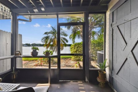 Adosado en venta en Tampa, Florida, 2 dormitorios, 105.54 m2 № 1382360 - foto 29