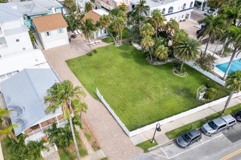 Terreno en venta en Saint Pete Beach, Florida № 1379716 - foto 4