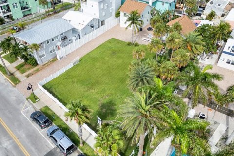 Terreno en venta en Saint Pete Beach, Florida № 1379716 - foto 9