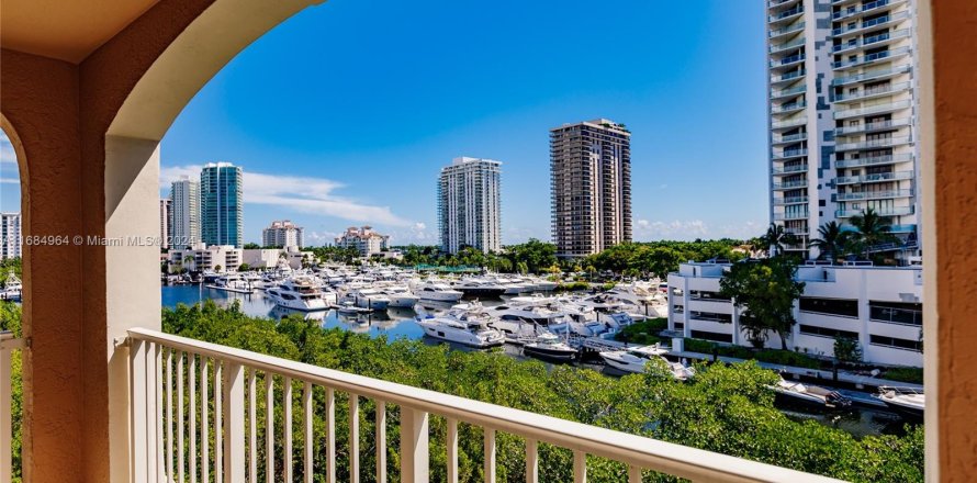 Condo in Aventura, Florida, 3 bedrooms  № 1423071