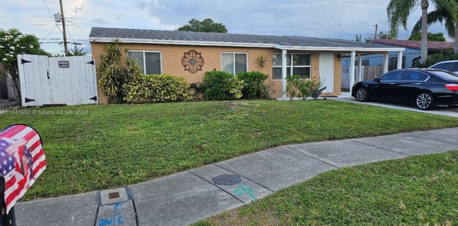 House in Fort Lauderdale, Florida 3 bedrooms, 90.58 sq.m. № 1320981