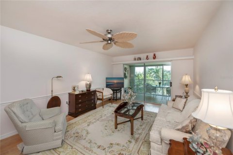 Condo in Punta Gorda, Florida, 2 bedrooms  № 1335080 - photo 3