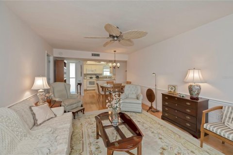 Condo in Punta Gorda, Florida, 2 bedrooms  № 1335080 - photo 11