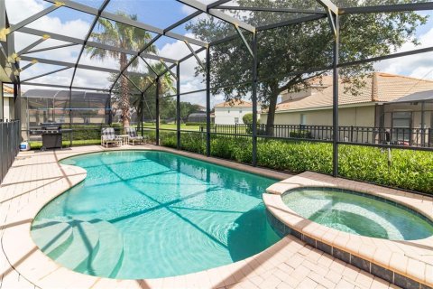 Villa ou maison à vendre à Kissimmee, Floride: 5 chambres, 217.58 m2 № 1335145 - photo 25