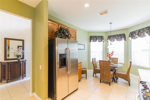 Casa en venta en Kissimmee, Florida, 5 dormitorios, 217.58 m2 № 1335145 - foto 21