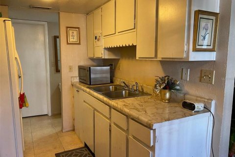 Condo in Kissimmee, Florida, 1 bedroom  № 1314468 - photo 8