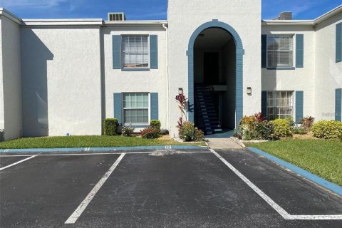 Condo in Kissimmee, Florida, 1 bedroom  № 1314468 - photo 1