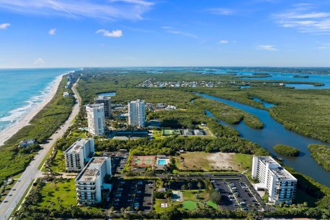 Copropriété à vendre à Hutchinson Island South, Floride: 2 chambres, 116.22 m2 № 1093420 - photo 30