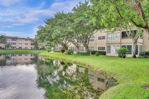Condominio en venta en Lauderdale Lakes, Florida, 1 dormitorio, 63.55 m2 № 869685 - foto 26