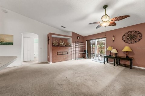 Casa en venta en Deltona, Florida, 3 dormitorios, 187.66 m2 № 1262482 - foto 14