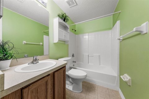 Casa en venta en Deltona, Florida, 3 dormitorios, 187.66 m2 № 1262482 - foto 10