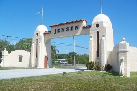 Villa ou maison à vendre à Jensen Beach, Floride: 4 chambres, 145.86 m2 № 579363 - photo 2