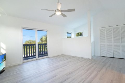 Casa en venta en Jensen Beach, Florida, 4 dormitorios, 145.86 m2 № 579363 - foto 20