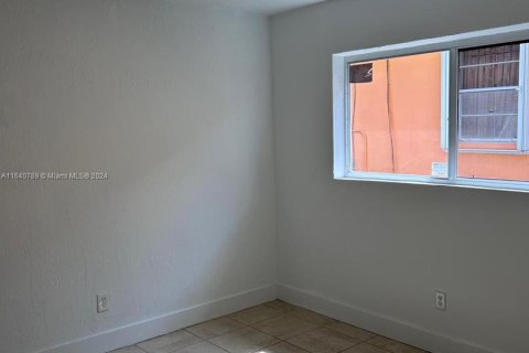 Immobilier commercial à vendre à Miami, Floride: 132.85 m2 № 1325560 - photo 10