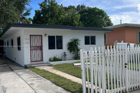 Propiedad comercial en venta en Miami, Florida, 132.85 m2 № 1325560 - foto 1