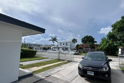 Immobilier commercial à vendre à Miami, Floride: 132.85 m2 № 1325560 - photo 21