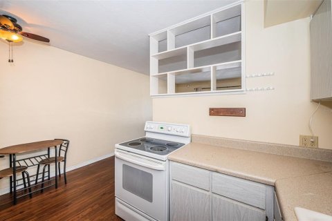 Condo in Kenneth City, Florida, 1 bedroom  № 1384721 - photo 20